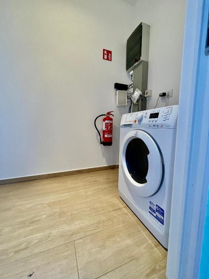 Oneluxstay Near Diamond District Antwerpen Exterior foto